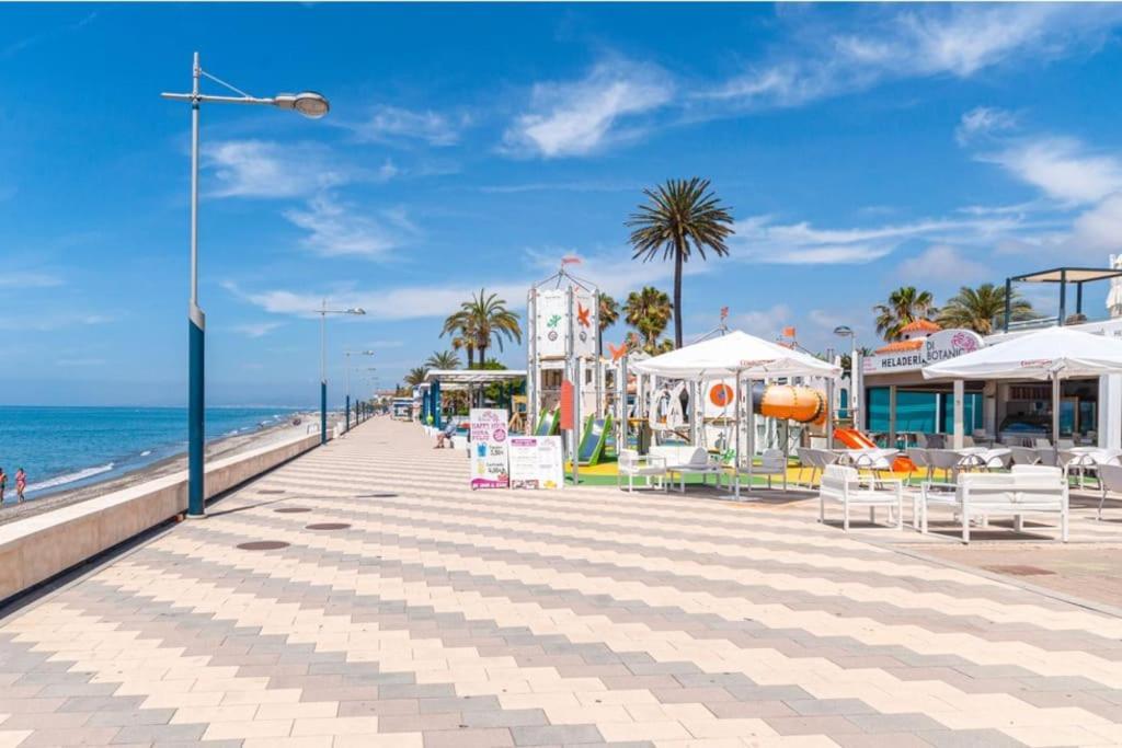 Beachfront Apartment Madrid 709 Torrox Exterior photo
